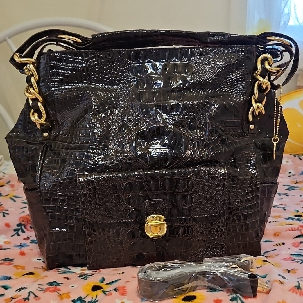 NWOT Big Budda Large Tote Bag Elegant Dark Brown Crocodile-Embossed